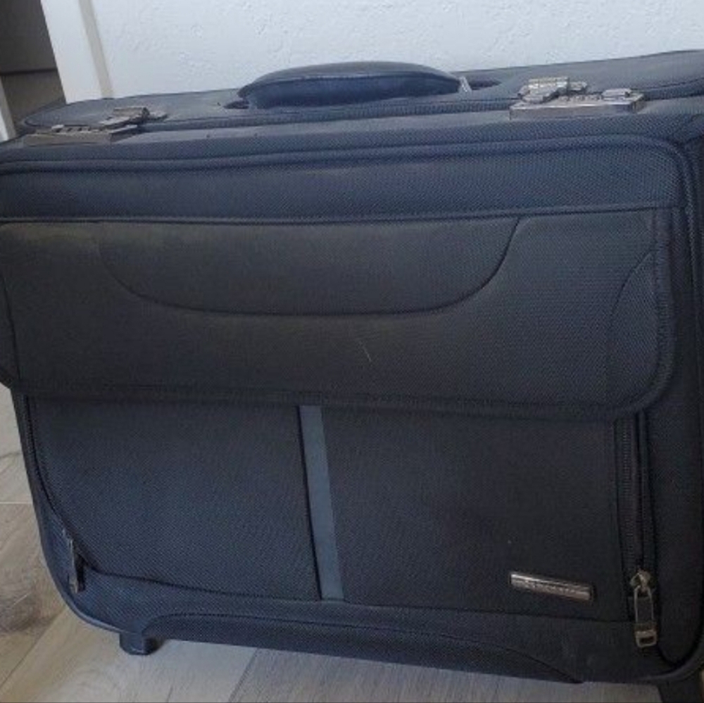 Samsonite Black Rolling Briefcase